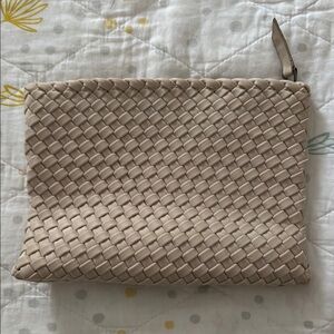 Naghedi tan pouch